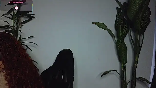 bri von dhara   online show from March 29, 11:16 pm