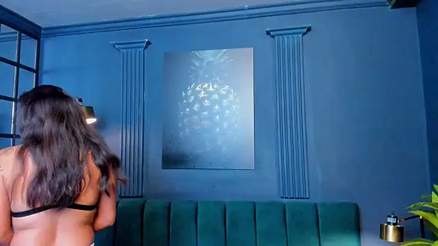 Snapshot of aliceandsia chatting on September 20, 2:56 am aliceandsia online show from September 20, 2:56 am