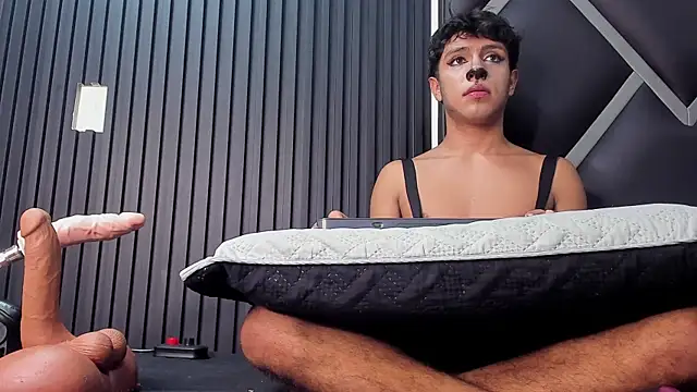 Snapshot of maximiliano_jam chatting on October 8, 5:05 am maximiliano jam online show from October 8, 5:05 am