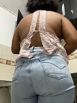 Snapshot of Rizos_hot_official chatting on October 24, 2:24 pm Rizos hot official online show from October 24, 2:24 pm