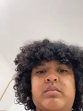 Snapshot of Rizos_hot_official chatting on October 25, 8:36 pm Rizos hot official online show from October 25, 8:36 pm