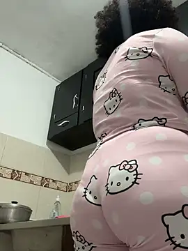 Snapshot of Rizos_hot_official chatting on November 13, 3:55 pm Rizos hot official online show from November 13, 3:55 pm