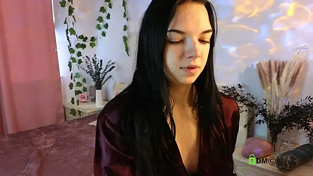 Hey Caroline online show from September 18, 1:35 pm