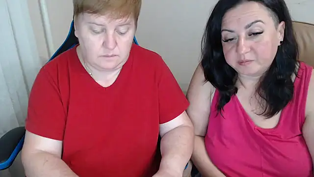 Bertie Adeline online show from September 27, 8:03 pm