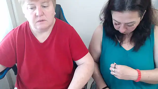 Bertie Adeline online show from October 26, 7:58 am