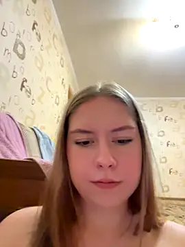 Snapshot of izabella_g chatting on December 22, 7:00 pm izabella g online show from December 22, 7:00 pm