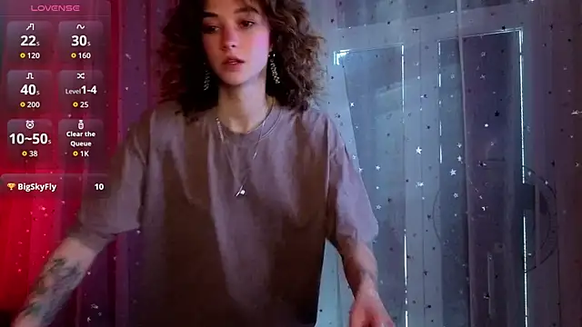 Snapshot of __grace__ chatting on October 7, 10:56 am grace online show from October 7, 10:56 am