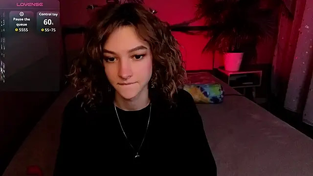 Snapshot of __grace__ chatting on October 28, 10:41 am grace online show from October 28, 10:41 am