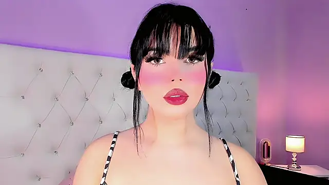 Snapshot of DaniielaV chatting on September 23, 2:09 pm DaniielaV online show from September 23, 2:09 pm