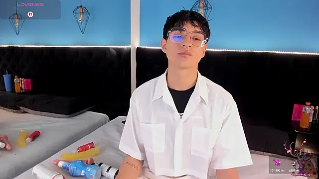 AleAurarashi online show from September 10, 4:12 am