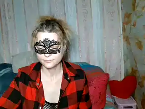 Snapshot of Miss_Nona chatting on December 17, 1:39 pm Miss Nona online show from December 17, 1:39 pm