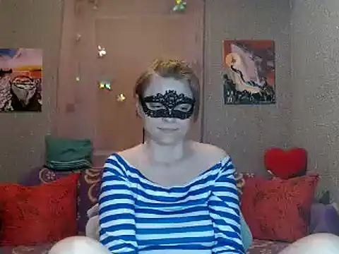 Miss Nona online show from April 18, 4:00 pm