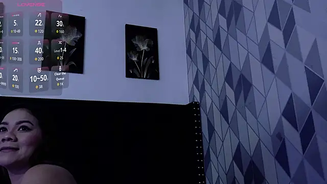 mamaneedsfun online show from October 4, 12:47 pm