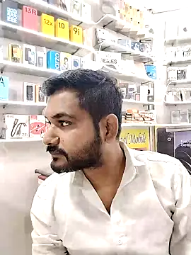 Snapshot of avi007p chatting on September 18, 1:13 pm avi007p online show from September 18, 1:13 pm