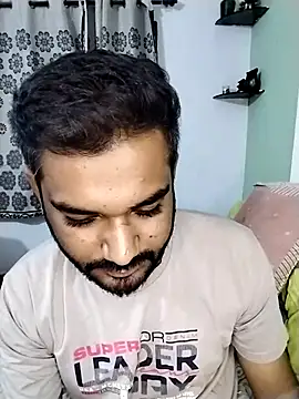 Snapshot of avi007p chatting on October 17, 8:00 pm avi007p online show from October 17, 8:00 pm