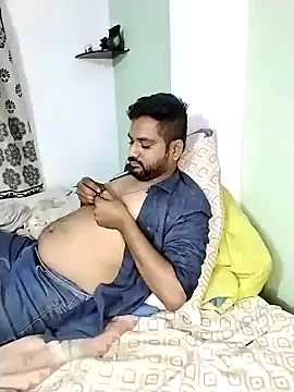 Snapshot of avi007p chatting on October 18, 11:38 pm avi007p online show from October 18, 11:38 pm