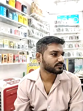 Snapshot of avi007p chatting on October 19, 1:01 pm avi007p online show from October 19, 1:01 pm