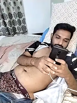 Snapshot of avi007p chatting on October 23, 8:18 pm avi007p online show from October 23, 8:18 pm