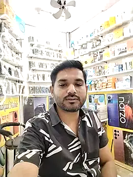 Snapshot of avi007p chatting on November 10, 12:04 pm avi007p online show from November 10, 12:04 pm