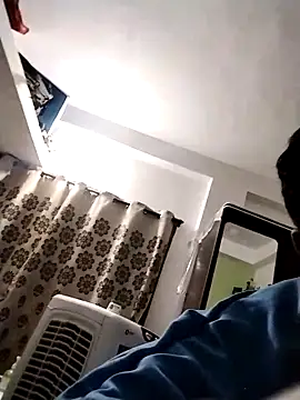 Snapshot of avi007p chatting on November 15, 6:48 pm avi007p online show from November 15, 6:48 pm