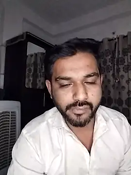 Snapshot of avi007p chatting on November 19, 9:37 pm avi007p online show from November 19, 9:37 pm