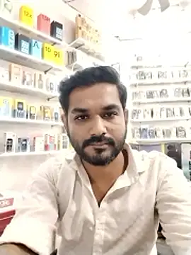 Snapshot of avi007p chatting on November 24, 2:39 pm avi007p online show from November 24, 2:39 pm