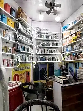 Snapshot of avi007p chatting on November 25, 10:59 am avi007p online show from November 25, 10:59 am