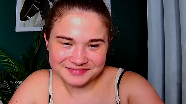 IsabellCharm online show from October 12, 3:00 pm