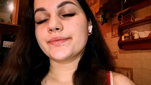 DierdreCousineau online show from November 18, 10:09 am