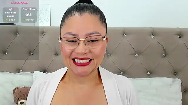 Isbettyche online show from September 30, 12:54 pm