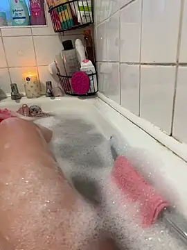 Imogenbabyyy online show from September 20, 5:47 pm