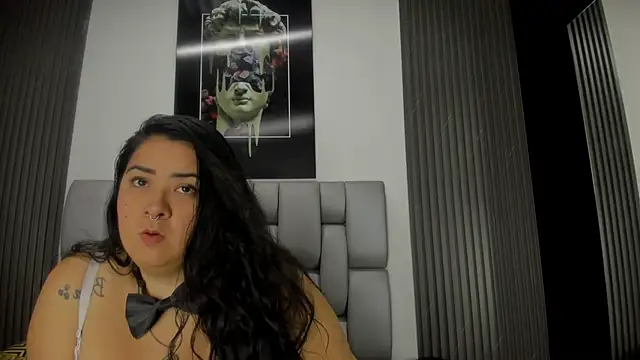 Snapshot of Bora_Lajuana chatting on November 1, 4:14 am Bora Lajuana online show from November 1, 4:14 am