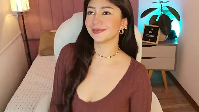 Snapshot of VioletBlacke_ chatting on September 13, 4:18 pm VioletBlacke online show from September 13, 4:18 pm