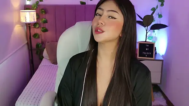 Snapshot of VioletBlacke_ chatting on October 1, 3:18 pm VioletBlacke online show from October 1, 3:18 pm