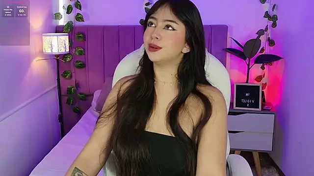 Snapshot of VioletBlacke_ chatting on October 11, 2:26 pm VioletBlacke online show from October 11, 2:26 pm