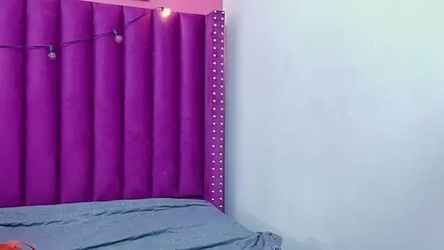 Snapshot of cosplaydate chatting on October 23, 2:44 am cosplaydate online show from October 23, 2:44 am