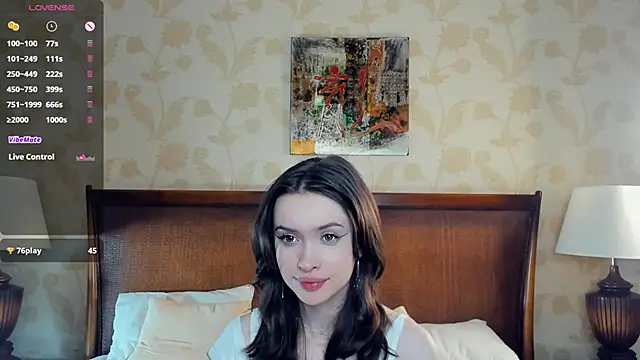 Snapshot of HerminePenna chatting on October 13, 7:47 pm HerminePenna online show from October 13, 7:47 pm