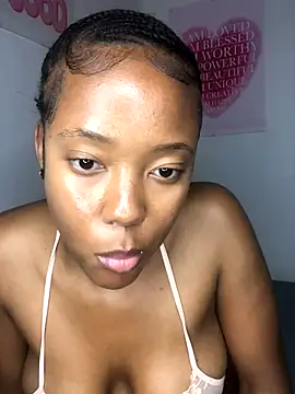 Snapshot of Sprinkle_Q chatting on October 2, 11:34 pm Sprinkle Q online show from October 2, 11:34 pm