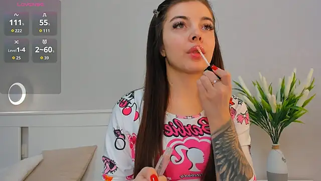 AuroraVice online show from November 5, 6:24 am