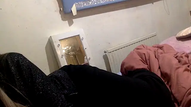 Bellababexox  online show from September 10, 2:33 am