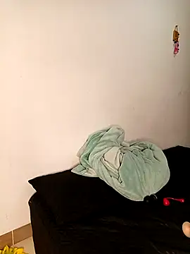 Snapshot of Liahdiaz_ chatting on October 7, 12:35 pm Liahdiaz online show from October 7, 12:35 pm