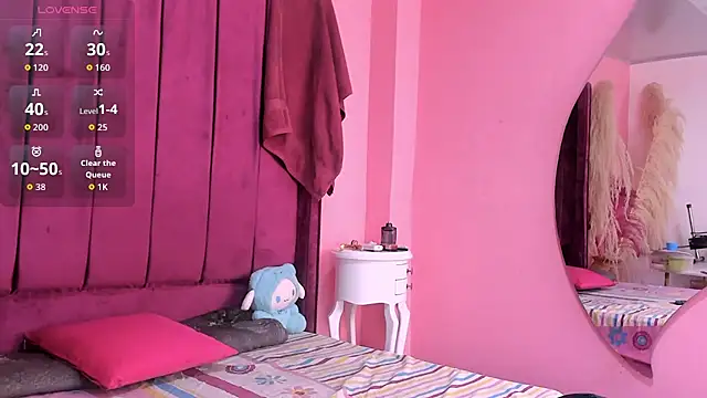 Snapshot of Rihanna_hotx chatting on September 13, 3:39 am Rihanna hotx online show from September 13, 3:39 am