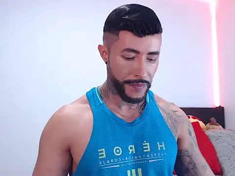 andrea de lucaa online show from November 14, 3:16 am