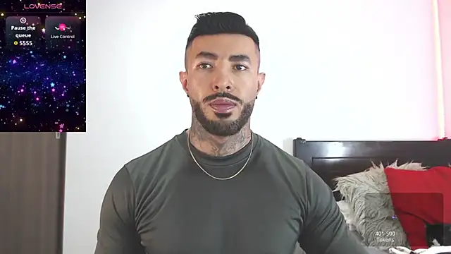 andrea de lucaa online show from March 19, 3:10 am