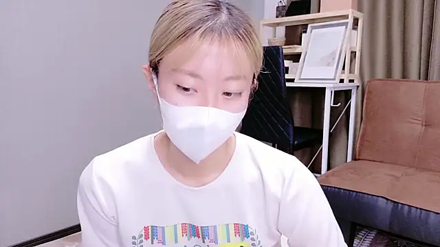 Nana  ch online show from October 10, 3:49 am