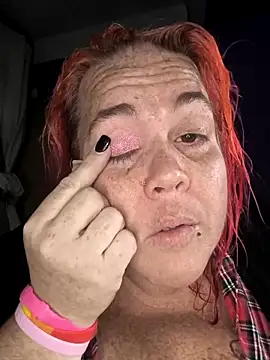 Courdles online show from October 15, 3:45 pm