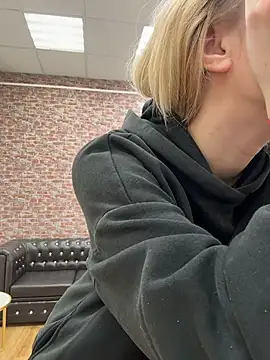 CaitlinSugar online show from November 4, 4:22 am