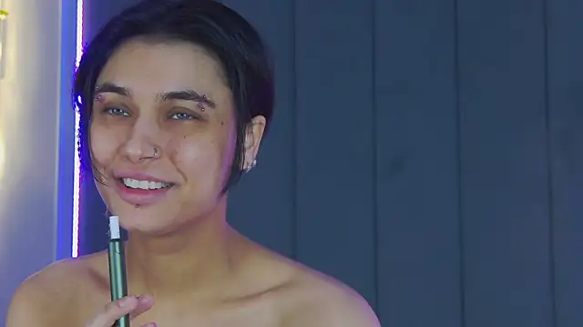 VioletAsh online show from October 9, 4:54 am