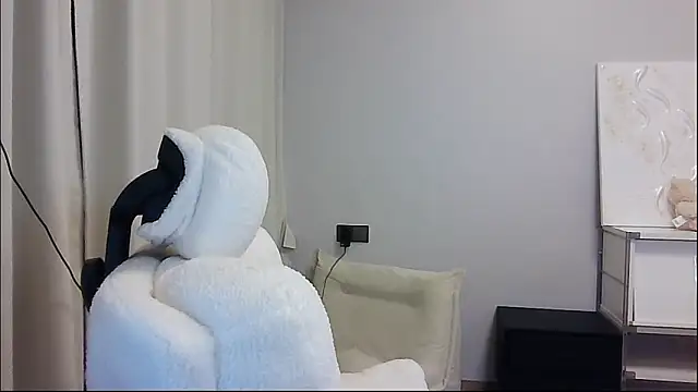 Snapshot of VianVianvv-cc chatting on October 20, 7:14 pm VianVianvv-cc online show from October 20, 7:14 pm