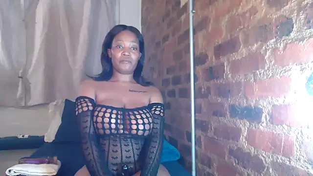 SweetPortableAmber online show from September 18, 10:12 pm